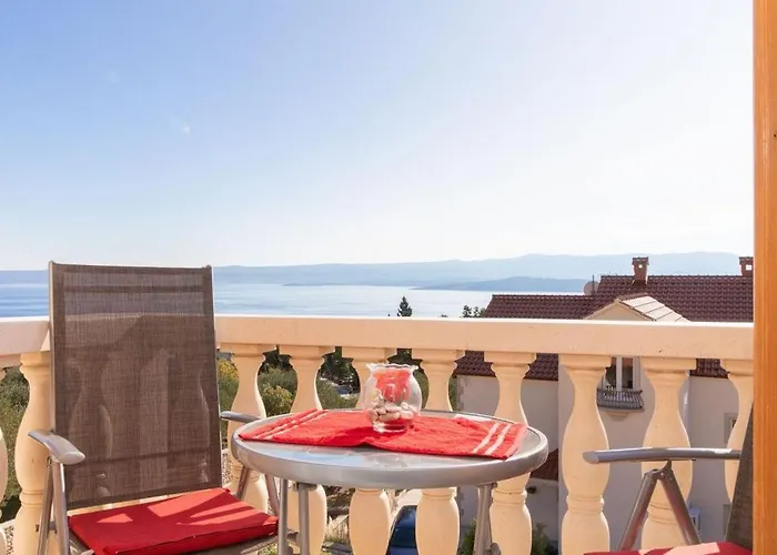 Dinko Apartman *