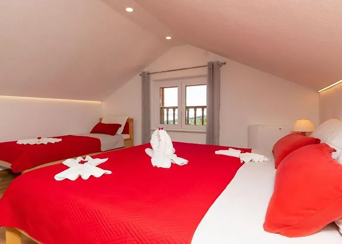 Dinko Apartman *
