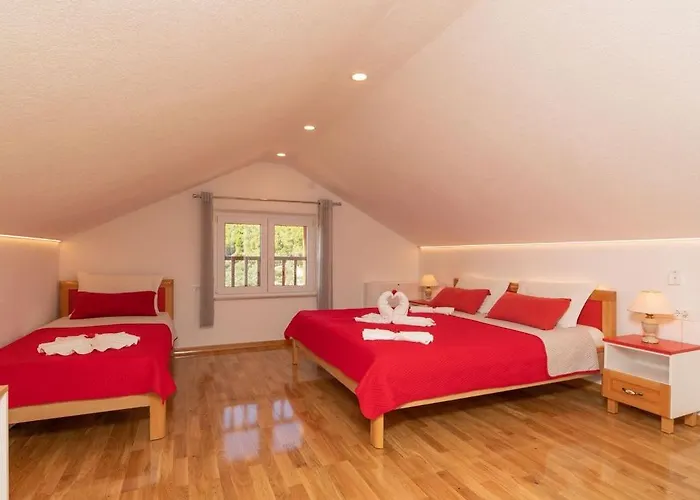 Apartman Dinko *